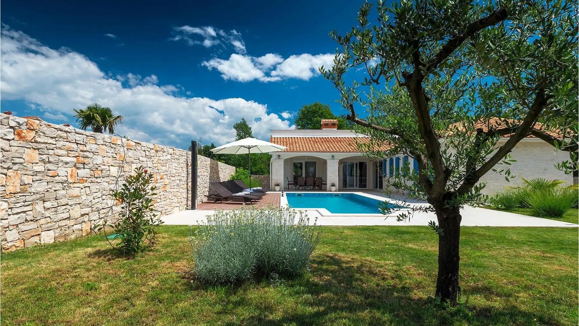 Villa Nada Ruzici  Holiday home Ruzici (Sveta Nedelja)