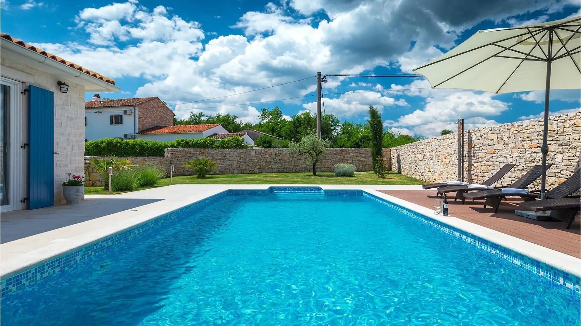 Villa Nada Ruzici  Holiday home
